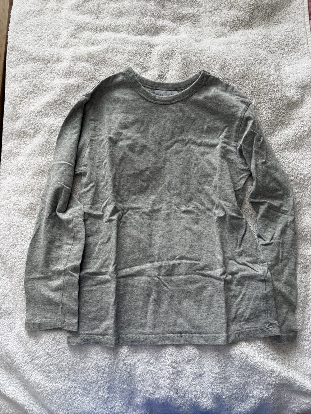 The Children's Place Gray Long Sleeve Crewneck Tee size 7/8